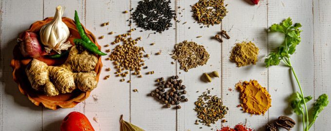 Травы, специи и пряности