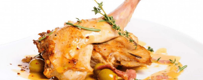 Курица в банке с овощами