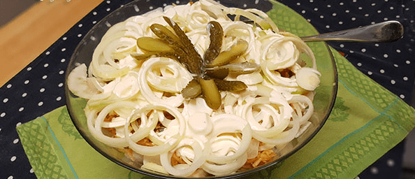 Салат с селедкой и картошкой