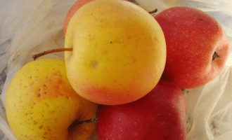 Detskoe yablochnoe pyure